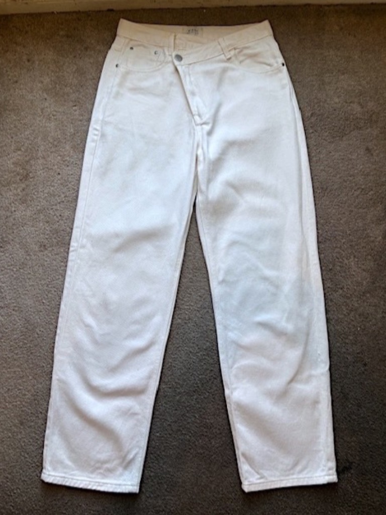 Dissh "Cameron" Off-White" Criss/Cross-High-Waist Straight-Leg Jeans Euc/Sz 29 — image 6 of 8
